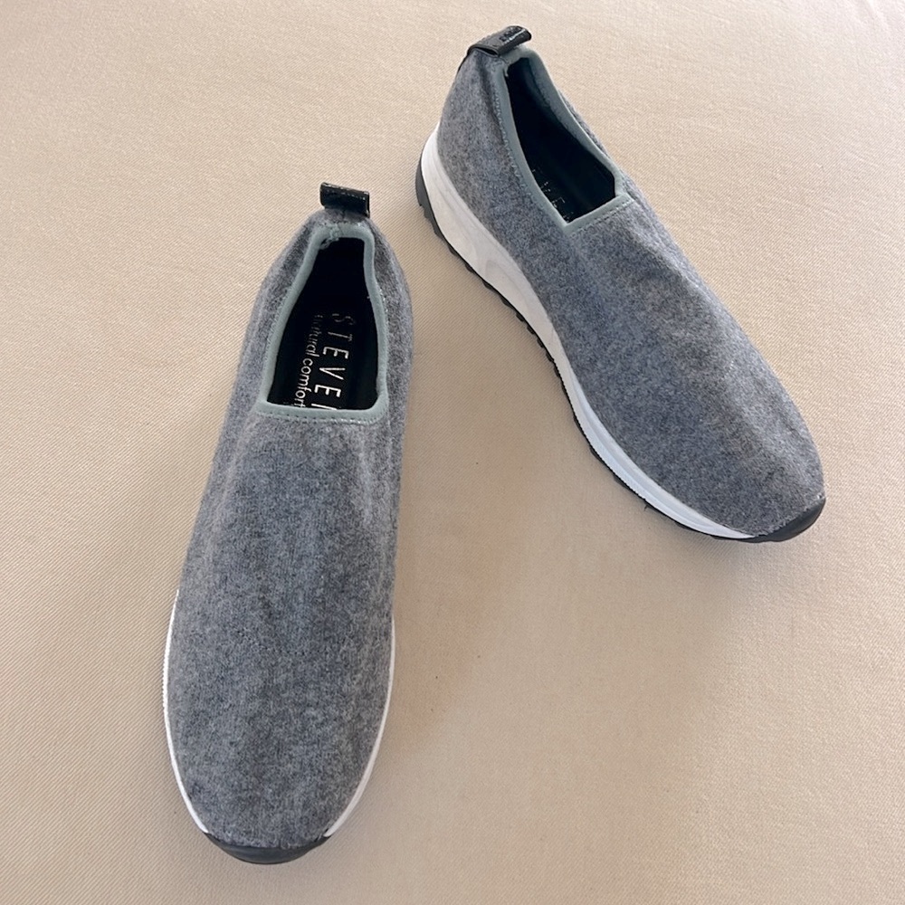 Steven Gray Slip-On Sneakers 👟